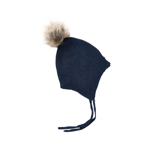 Minymo muts met pompon - Black Iris - Wollen muts - MamaMilla