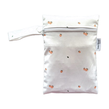 Het Zweedse bos | Kleine wetbag: Hopbloemen groen - - MamaMilla
