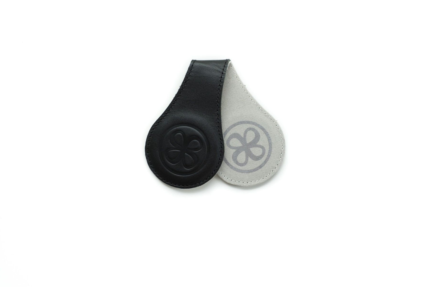 Cloby Magnetische Swaddle Clip - Zwart Leer - Swaddle Clips - MamaMilla