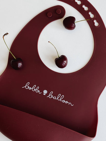 Bobbi Balloon Siliconen slabbetje - Merlot Red - Siliconen slabbetje - MamaMilla