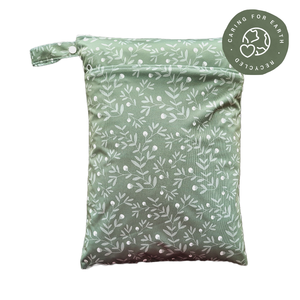 Het Zweedse bos | Wetbag medium: Hopbloemen groen - - MamaMilla