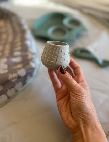 Tidy Tot Siliconen Beker - My First Cup - Grijs - Beker - MamaMilla