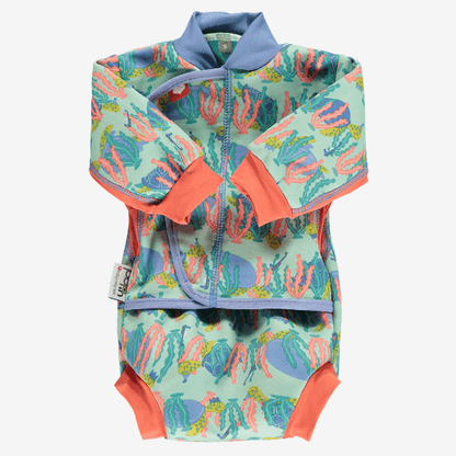 Close let foret babysvømmedragt med badeble - Baby Cosy Suit - Skildpadder - Badetøj - MamaMilla