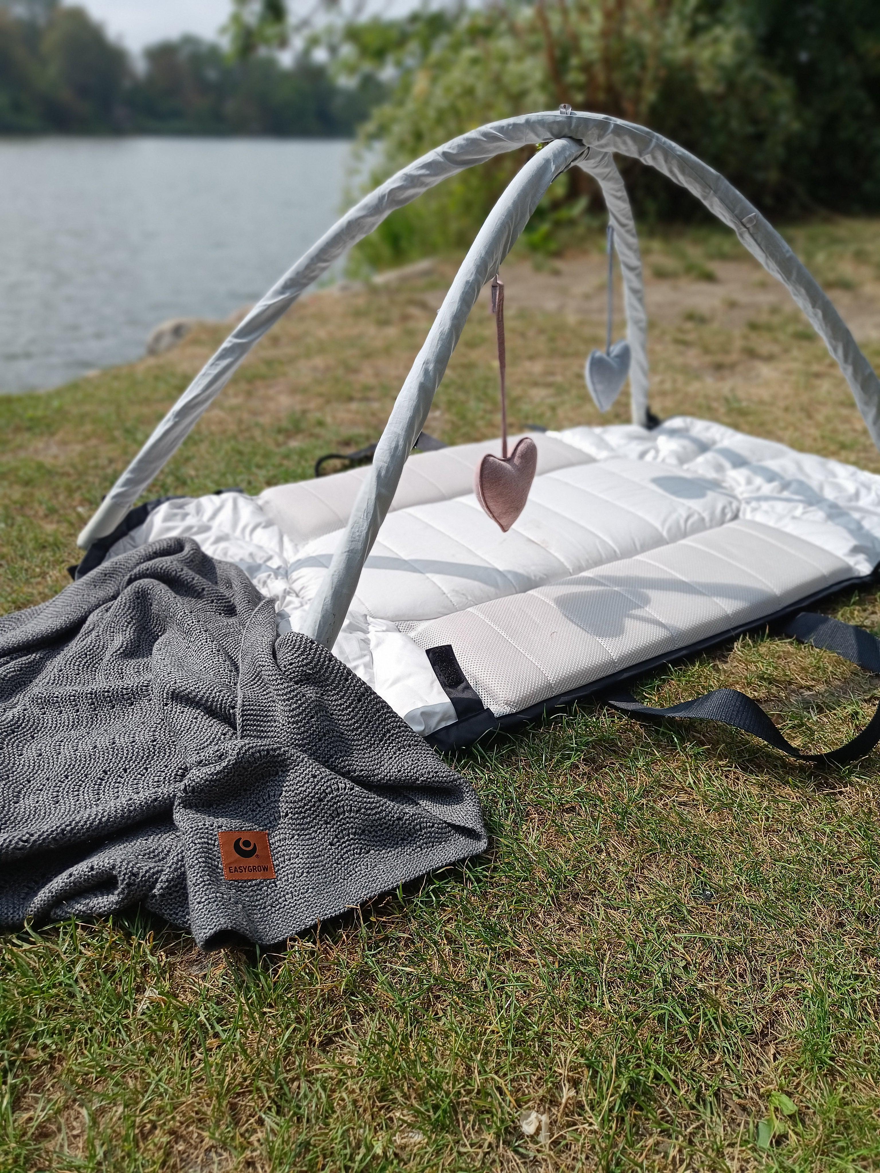 Easygrow - Speelstang voor kinderwagen en kinderwagen - Speelbeugel voor kinderwagen en lift - MamaMilla