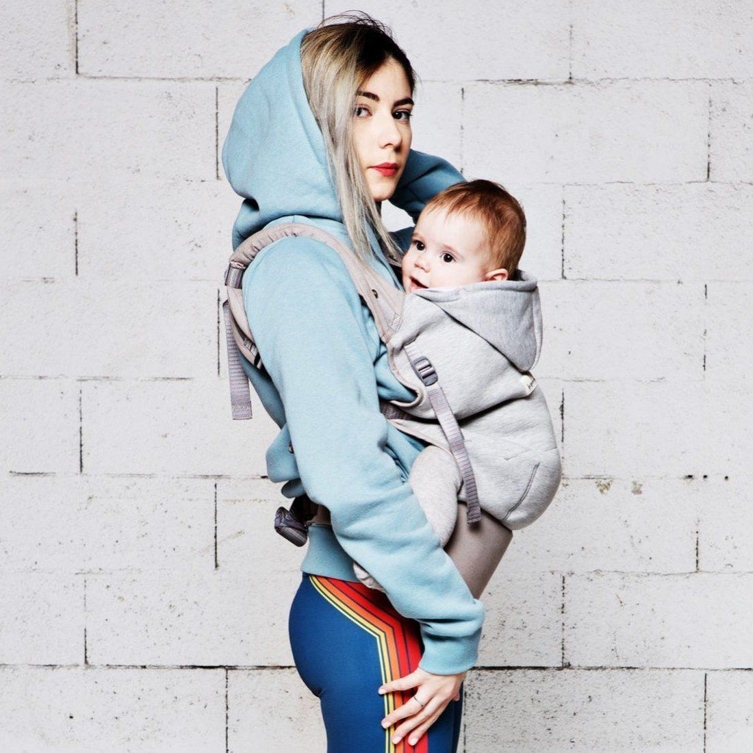Love radius drager incl. babyinzetstuk - Hoodie draagzak - Lichtgrijs/Atletisch Grijs - draagzak - MamaMilla