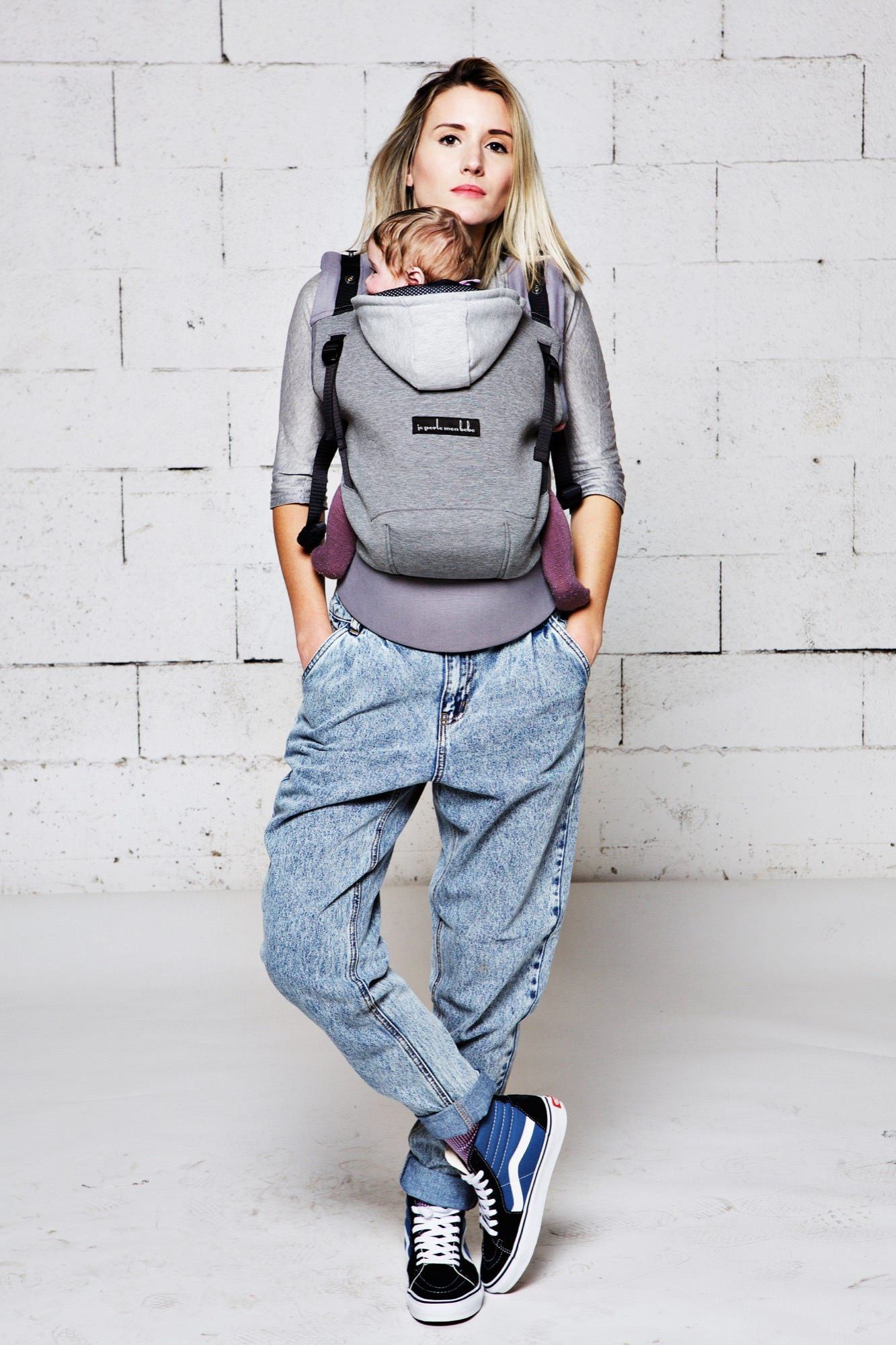 Love radius drager - Hoodie drager - Donkergrijs/Flanel Grijs - Drager - MamaMilla