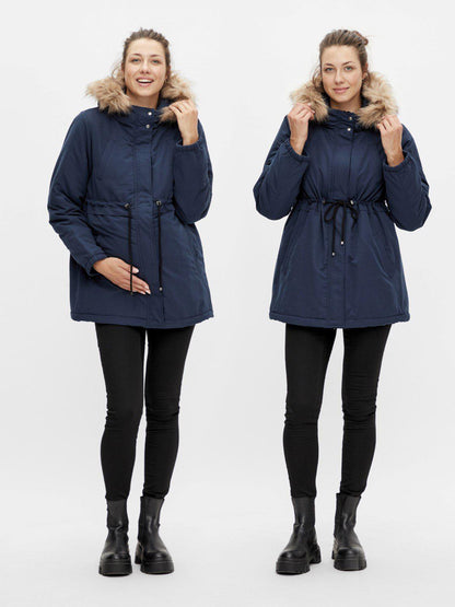 Mamalicious Zwangerschapsparkajas - Jessa - Marineblauwe blazer - Zwangerschapsjas - MamaMilla