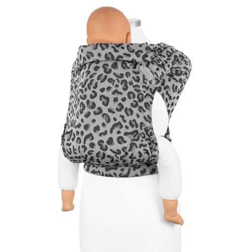 Fidella FlyClick Draagzak - Leopard Zilver - Babydraagzak - MamaMilla